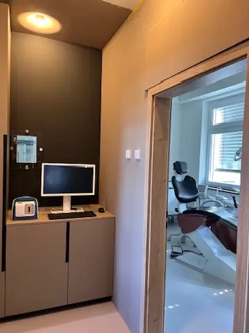 2FF45563-ED25-439B-BC66-EA225C73B4DC_4_5005_c