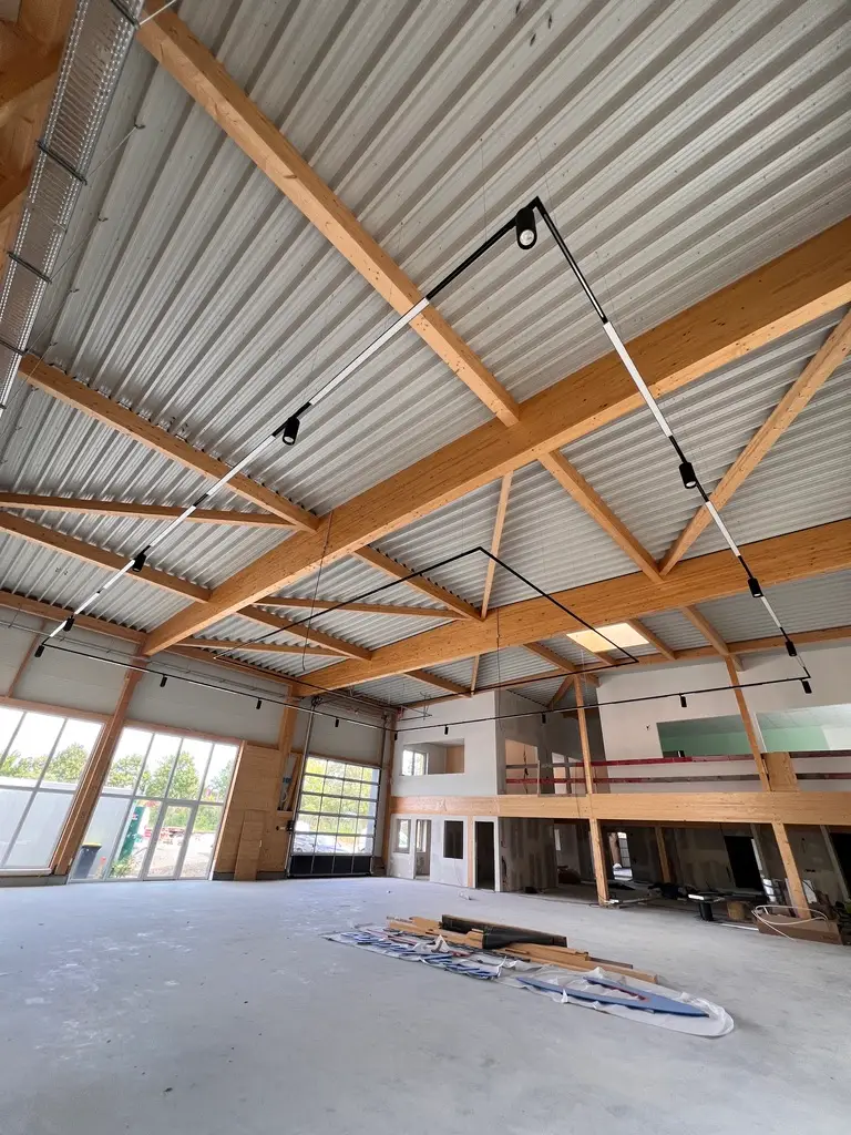 F5C8825A-F4E4-444A-9838-13B968AD054E_1_105_c